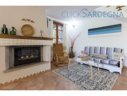 Alghero, Villa Josephine With Spectacular Swimming Pool, For 8 Guests