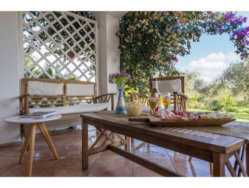 Alghero, Villa Josephine With Spectacular Swimming Pool, For 8 Guests
