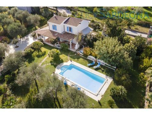 Alghero, Villa Josephine With Spectacular Swimming Pool, For 8 Guests