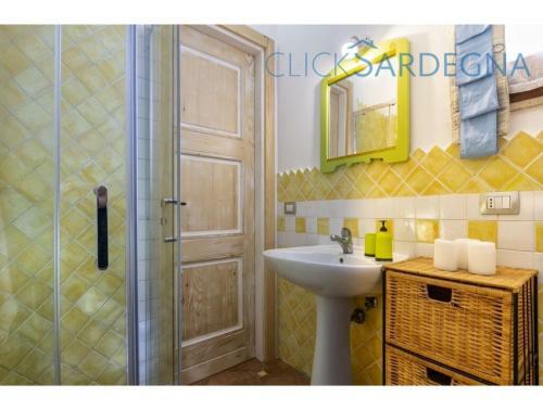 Alghero, Villa Josephine With Spectacular Swimming Pool, For 8 Guests