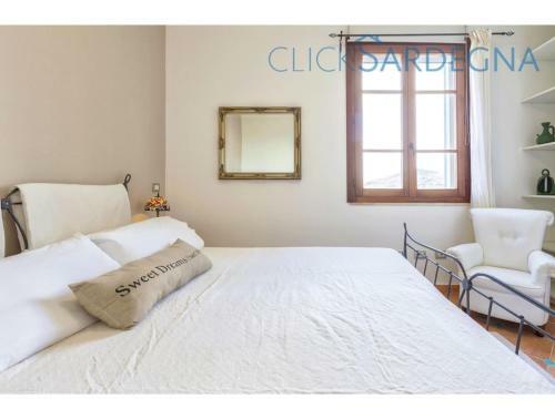 Alghero, Villa Josephine With Spectacular Swimming Pool, For 8 Guests