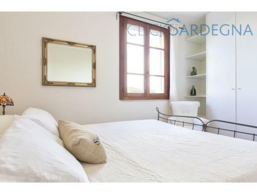 Alghero, Villa Josephine With Spectacular Swimming Pool, For 8 Guests