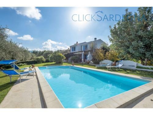 Alghero, Villa Josephine With Spectacular Swimming Pool, For 8 Guests