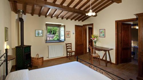 Villa Val Di Marco 12