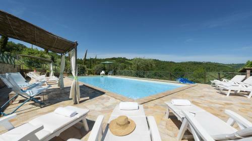 Villa Val Di Marco 12