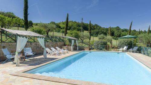 Villa Val Di Marco 12