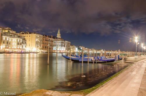 Hostal Luxury Venetian Rooms