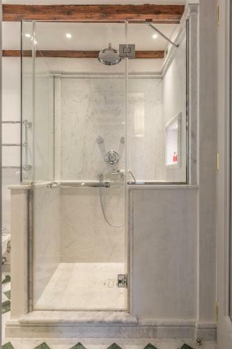 Ca' Dell'opera Luxury Apartment With Terrace