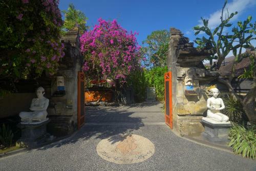 Hostal Tirta Ening Agung Hotel