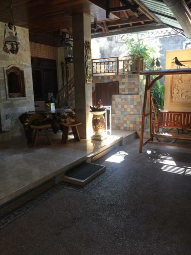 Hostal Kubu Made Homestay