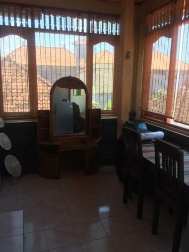 Hostal Kubu Made Homestay