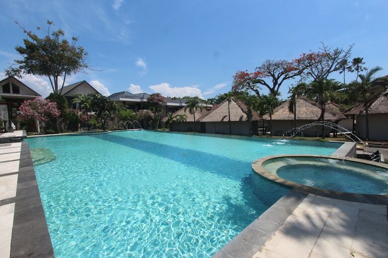 Hotel Alit Beach Resort And Villas