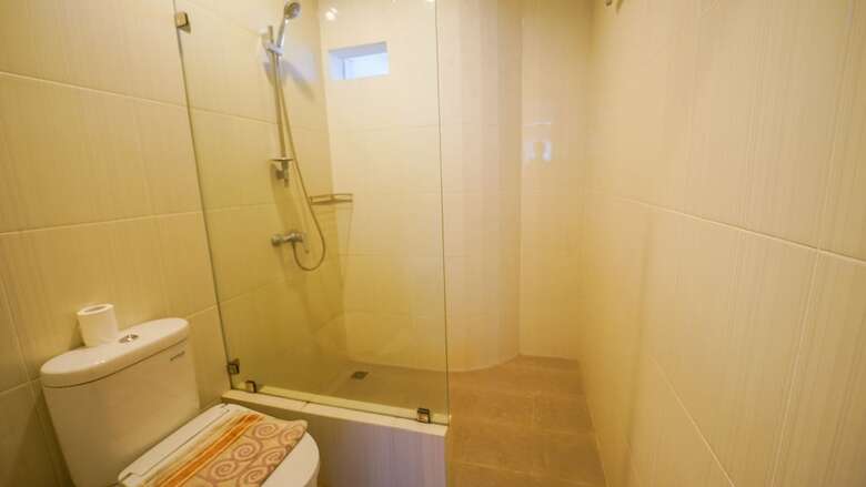 Hotel Alit Beach Resort And Villas