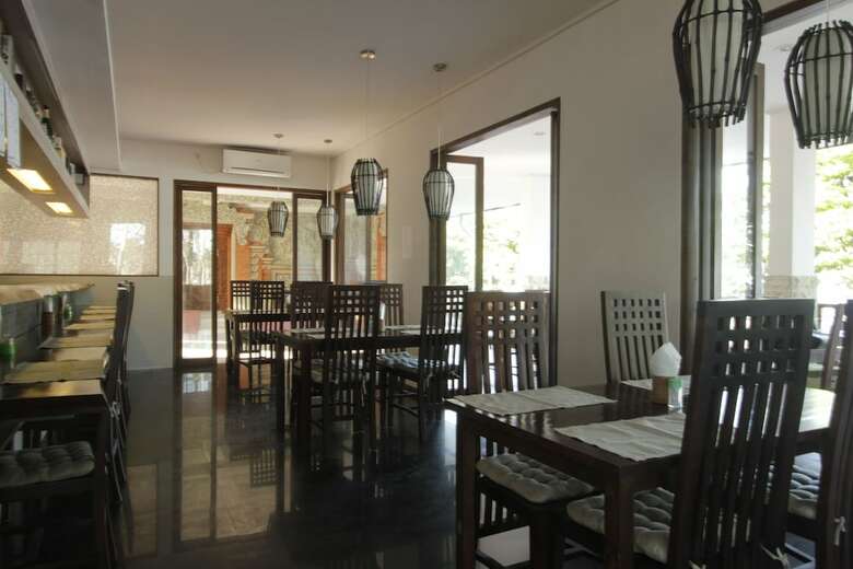Hotel Alit Beach Resort And Villas