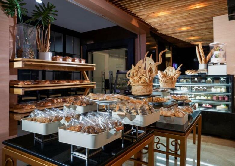 Hotel Ciputra Semarang