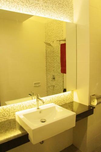 Hostal Sisingamangaraja Guest House