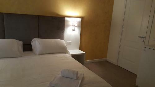 Hostal Maison D'elite Guest House
