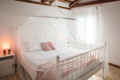Venetian Mood : Earth Sky