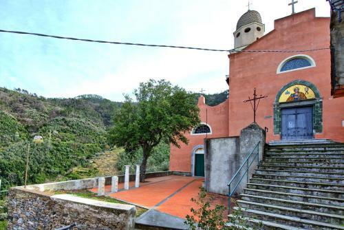 Legnaro Apartment Sleeps 5 With Air Con And Wifi