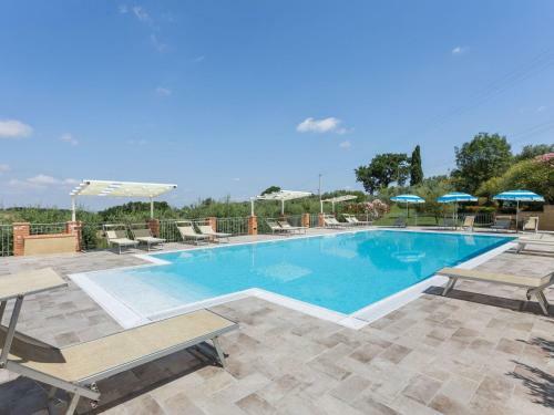 Lavish Holiday Home In Volterra With Swimming Pool