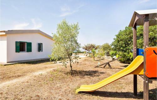 Awesome Home In Zambrone W/ Wifi And 2 Bedrooms