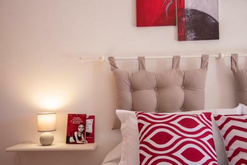 Move To Sardinia Red Apartment