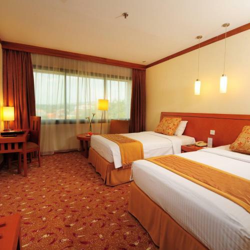 Patra Semarang Convention Hotel