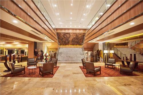 Patra Semarang Convention Hotel