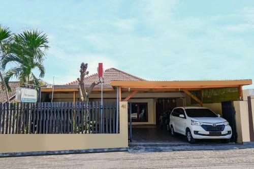Hostal Pandanaran Guest House