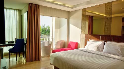 Grand Clarion Hotel Makassar