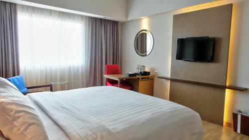 Grand Clarion Hotel Makassar