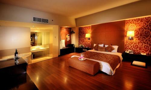 Grand Clarion Hotel Makassar