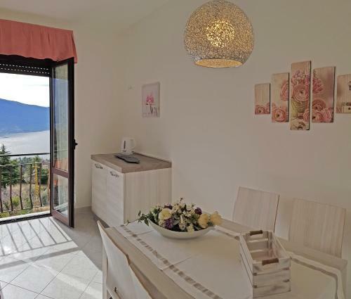 Casa Palanca Lake View Apartment By Gardadomusmea