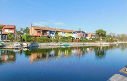Nice Home In Isola Albarella W/ 3 Bedrooms