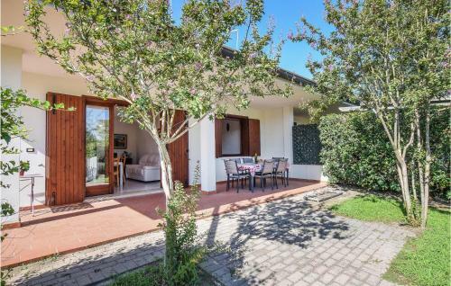 Nice Home In Isola Albarella W/ 3 Bedrooms