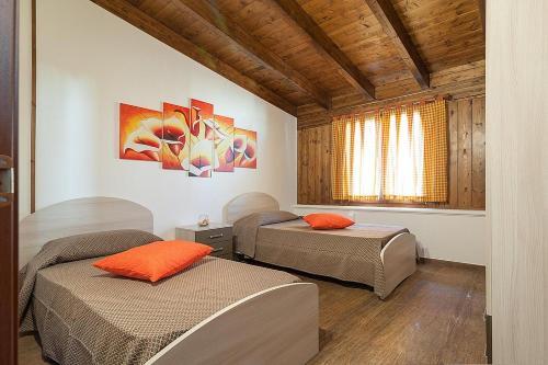Marina Di Mancaversa Villa Sleeps 9 Pool Air Con