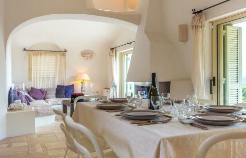 Abbiadori Villa Sleeps 10 With Pool And Air Con
