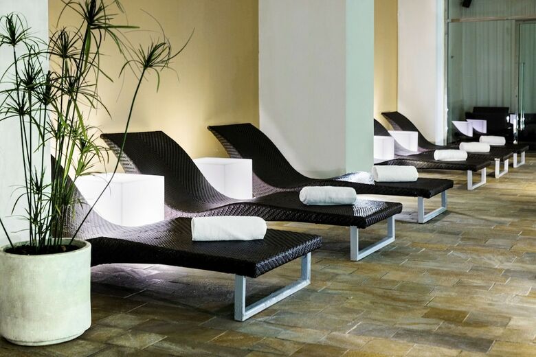 Hotel NH Collection Carlo IV