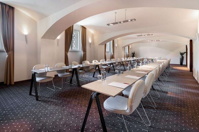 Hotel NH Collection Carlo IV