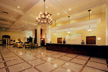 Hotel Holiday Inn Visalia