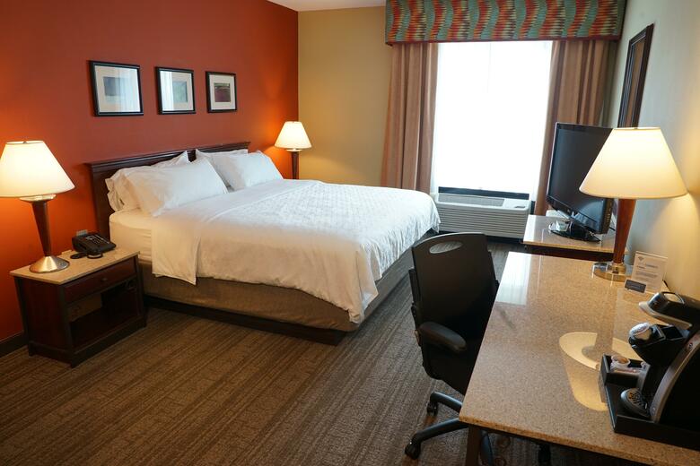 Holiday Inn Express Hotel & Suites Oldsmar