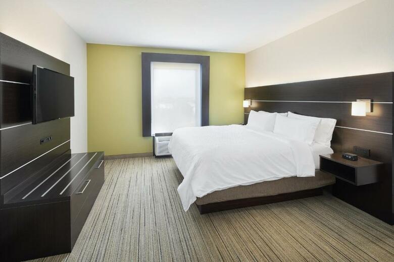 Holiday Inn Express Hotel & Suites Port Richey