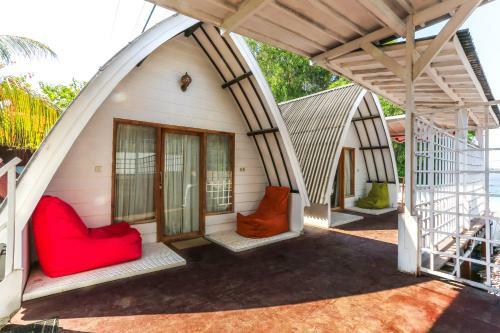 Ozzy Cottages & Bungalows