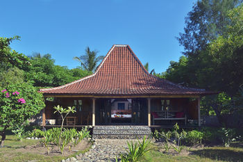 Desa Dunia Beda Resort