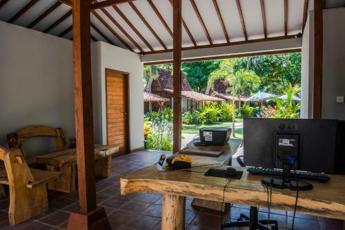 Hostal Coconut Garden Resort
