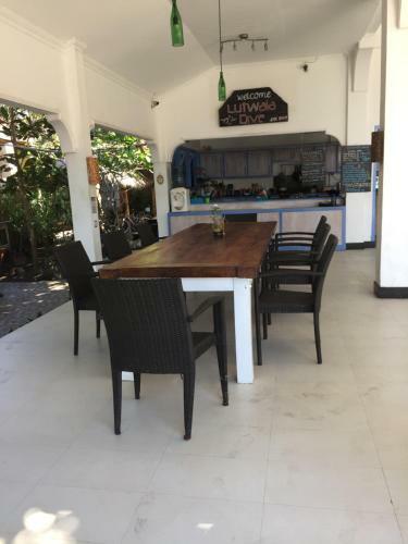 Lutwala Bungalows