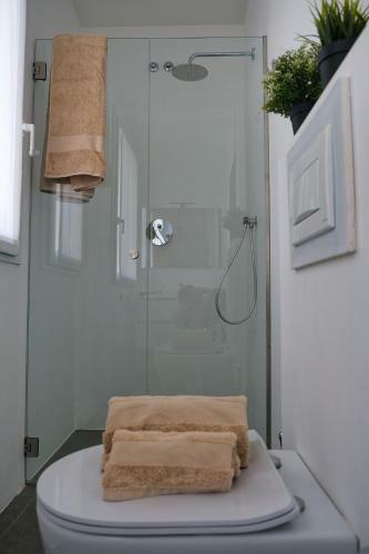 Amare Suite & Apartments