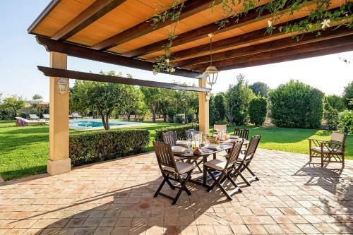Ciane Villa Sleeps 8 Pool Air Con Wifi