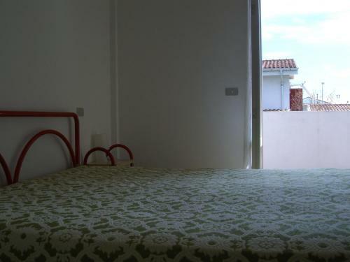 Apartamento M271 - Marcelli, Comodo Bilocale Con Balcone