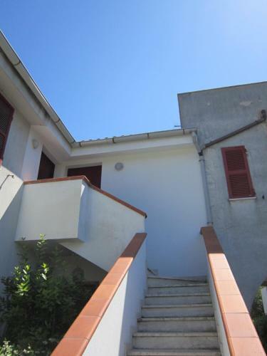 Apartamento M271 - Marcelli, Comodo Bilocale Con Balcone